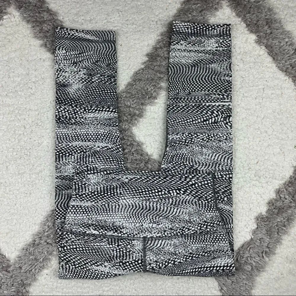 Lululemon Align Crop   - Picture 5 of 7